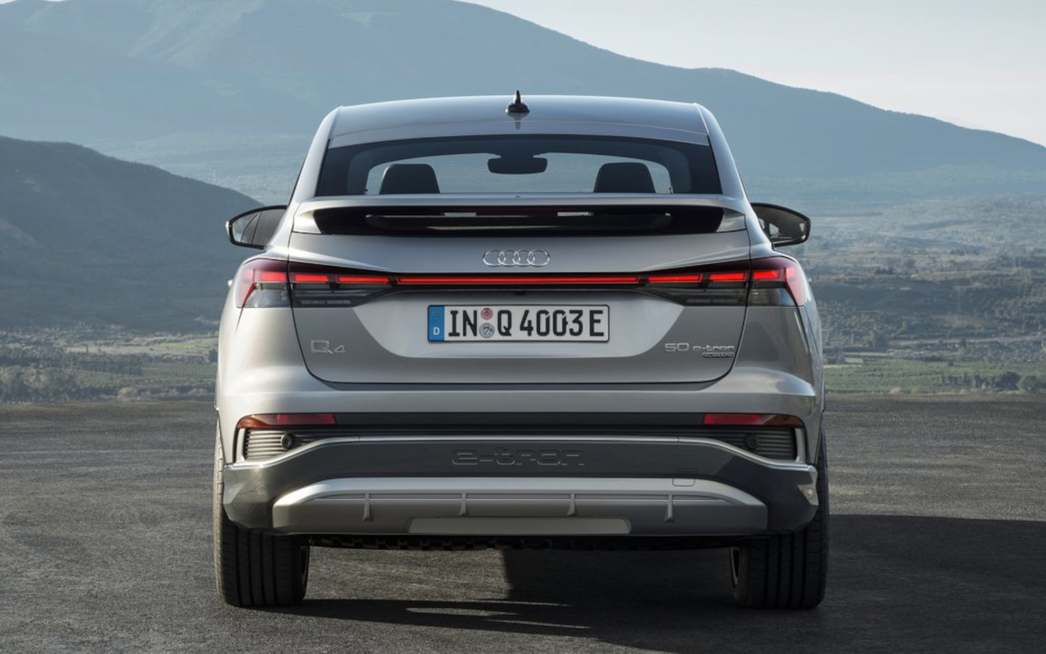 Comparison BMW iX3 2021 vs Audi Q4 etron Sportback 2022 SUV Drive